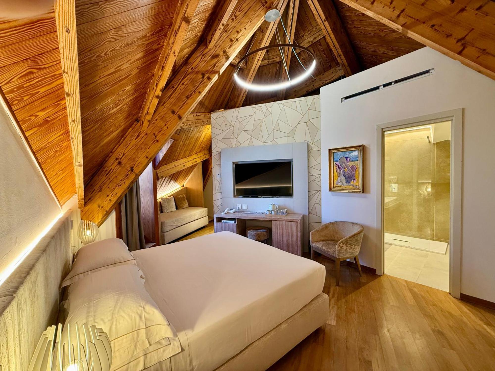 La Bussola Hotel 4*